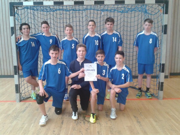 hinten v. l.: Benedikt Limbach (3 Tore), Daniel Schmidt (1), Thomas Pfuhl, Maximilian Schäfer (9), Marvin Weber (22), Rasmus Borstelmann Vorne v. l.: David Meßwarb (4), Moritz Kromer, Patrick Angelroth, Nick Cimniak (1)